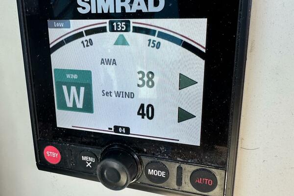 Horizon 38ft Beneteau Yacht For Sale