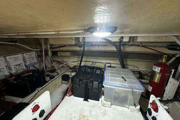 Carver C34 Yacht For Sale