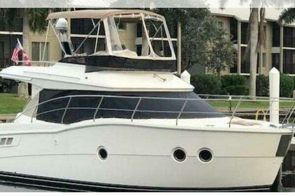 Carver C34 Yacht For Sale