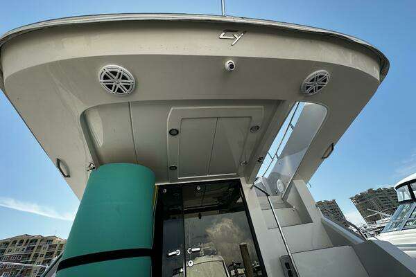 Carver C34 Yacht For Sale