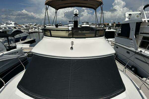 Carver C34 Yacht For Sale