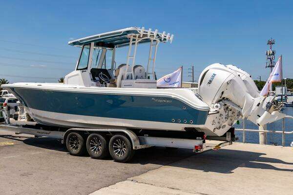 Photo of the 2025 Edgewater 325CC