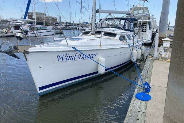Wind Dancer 42ft Hunter Yacht For Sale