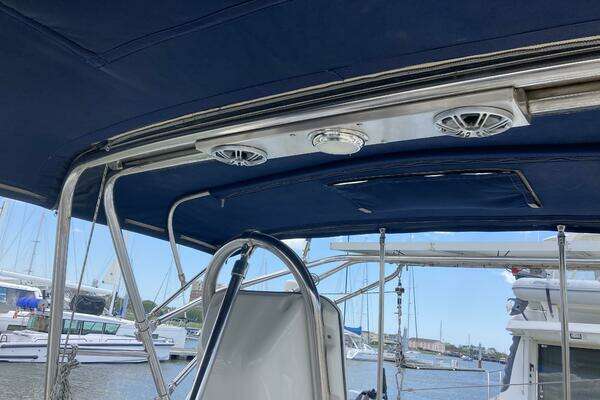 Wind Dancer 42ft Hunter Yacht For Sale