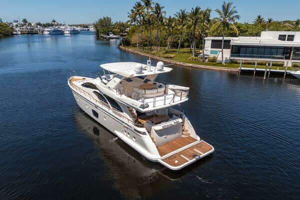 2010 Azimut 75
