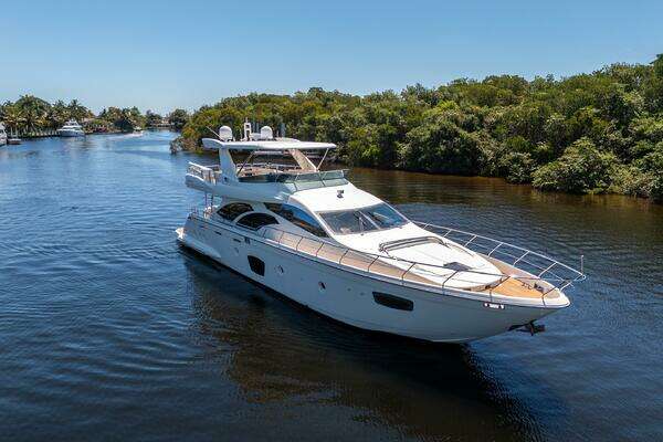 2010 Azimut 75