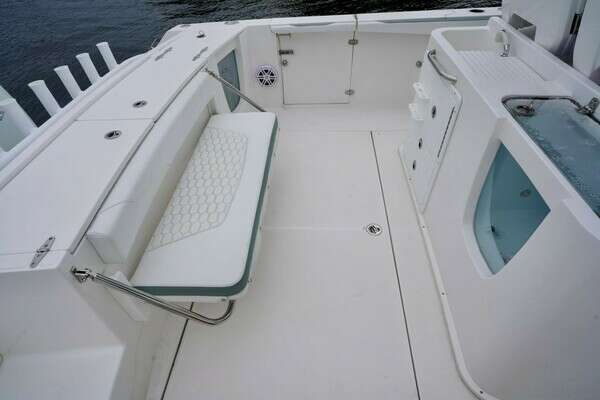 Stamas AVENTURA 33T Yacht For Sale