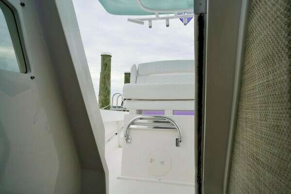 Stamas AVENTURA 33T Yacht For Sale