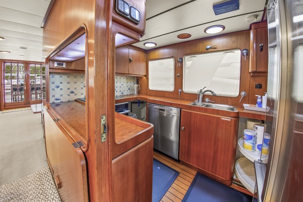 4 Umbrellas 78ft Jongert Yacht For Sale