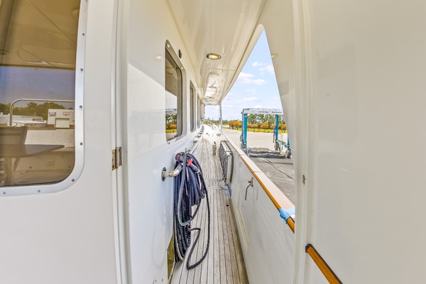 4 Umbrellas 78ft Jongert Yacht For Sale