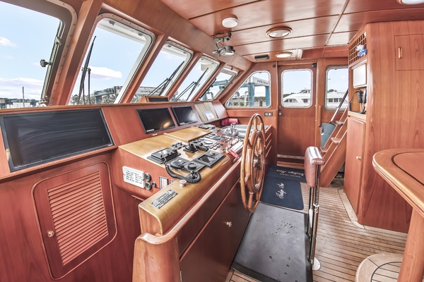 4 Umbrellas 78ft Jongert Yacht For Sale