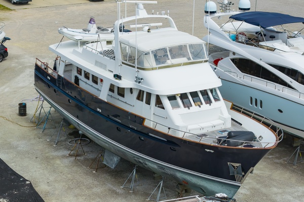 4 Umbrellas 78ft Jongert Yacht For Sale
