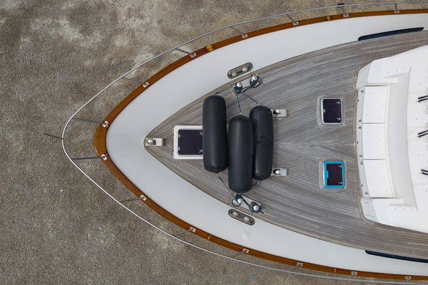 4 Umbrellas 78ft Jongert Yacht For Sale