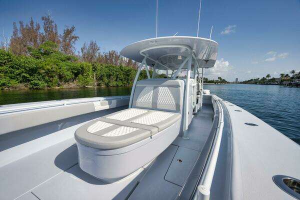 Contender 44ST Yacht For Sale