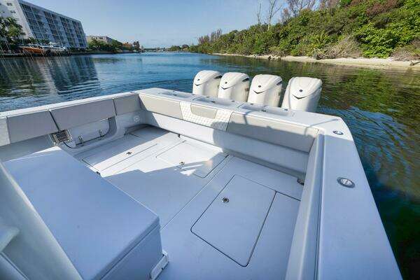 Contender 44ST Yacht For Sale