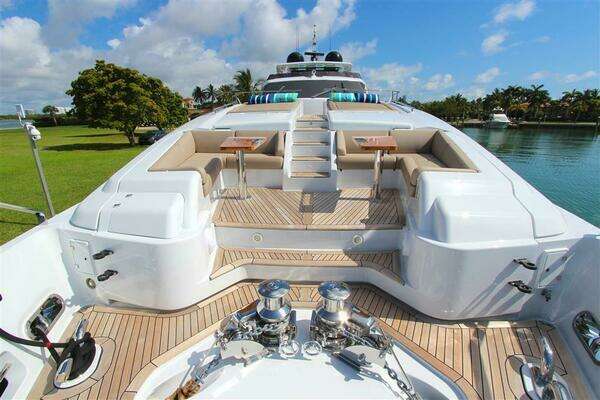 Custom Line  Yacht For Sale