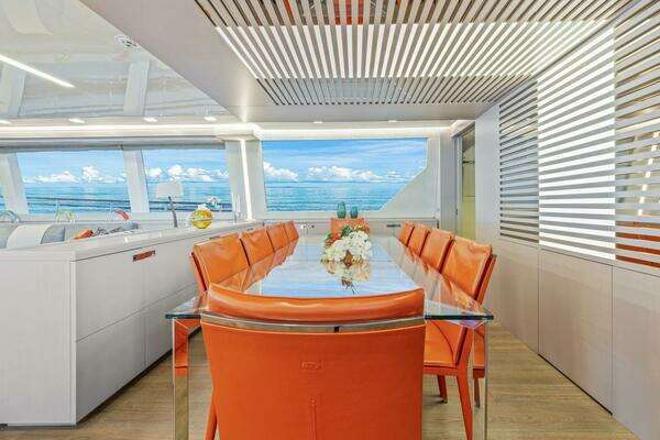 Custom Line  Yacht For Sale