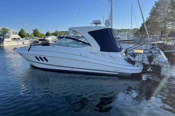35-ft-Cruisers Yachts-2012-- Midland Ontario Canada  yacht for sale