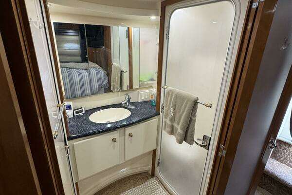 Carver  Yacht For Sale