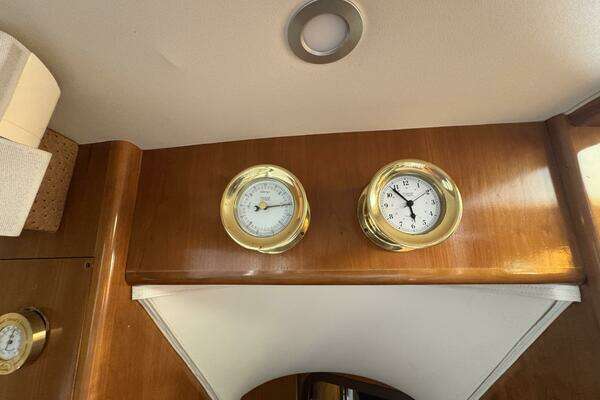 Carver  Yacht For Sale