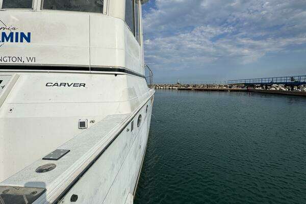 Carver  Yacht For Sale