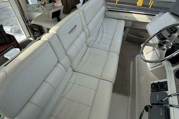 Carver  Yacht For Sale