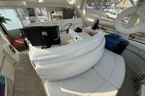 Carver  Yacht For Sale