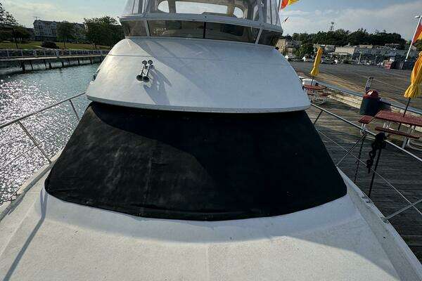 Carver  Yacht For Sale