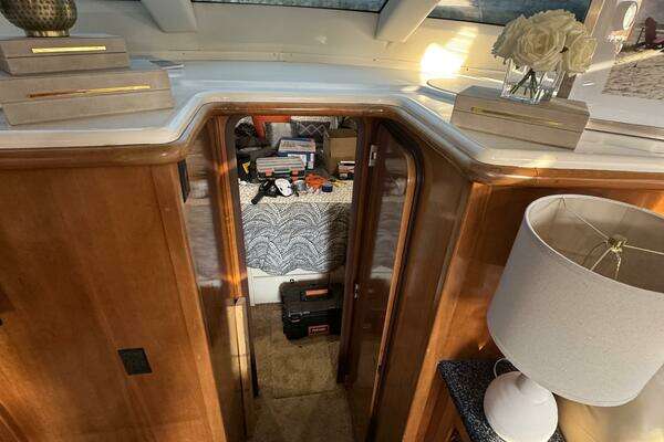 Carver  Yacht For Sale