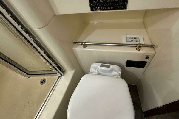 Carver  Yacht For Sale
