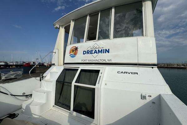 Carver  Yacht For Sale