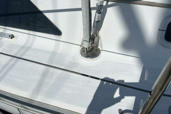 Photo of the 1992 Hunter 33.5 "Gris Gris II"