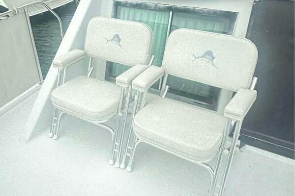 37ft Chris Craft Yacht For Sale