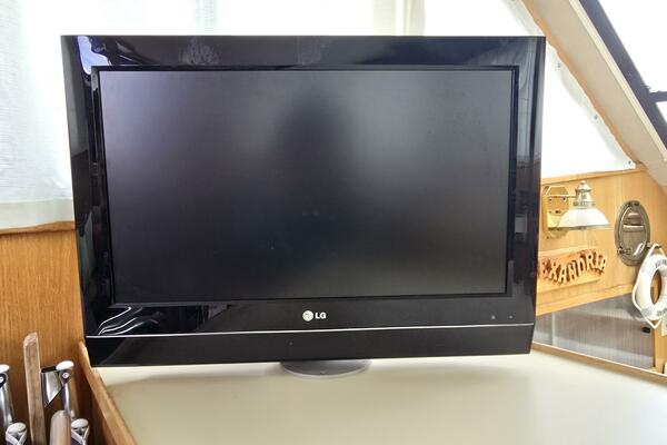 37ft Chris Craft Yacht For Sale