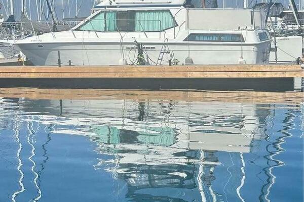 37ft Chris Craft Yacht For Sale
