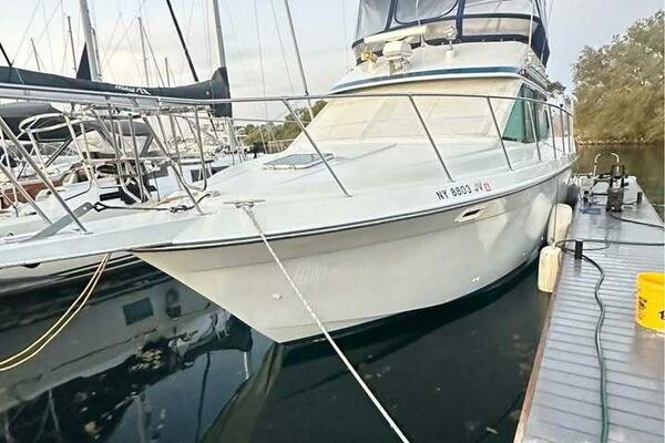 37ft Chris Craft Yacht For Sale
