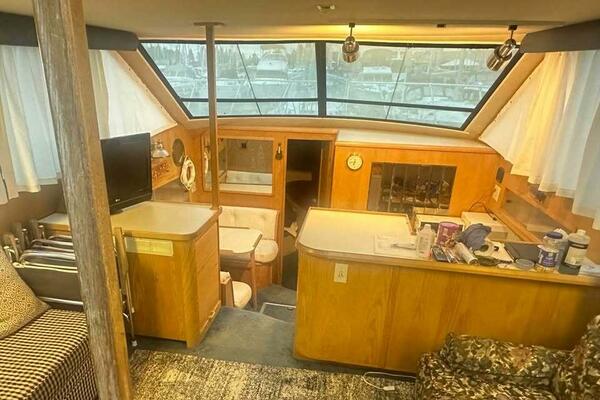 37ft Chris Craft Yacht For Sale