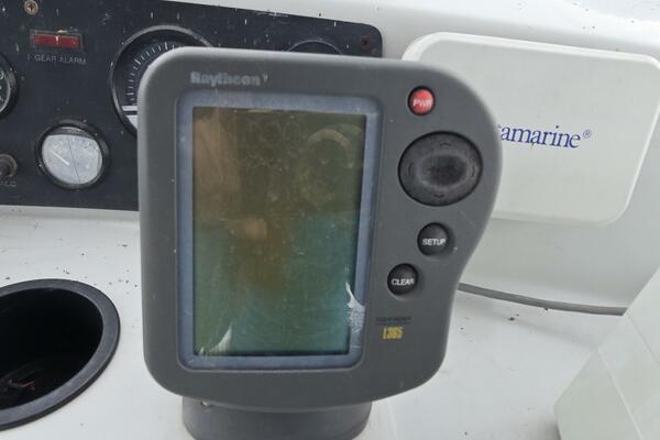 37ft Chris Craft Yacht For Sale