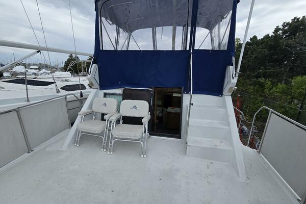 37ft Chris Craft Yacht For Sale