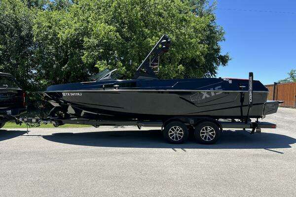 Photo of the 2021 Axis T23