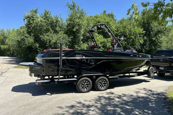 Photo of the 2021 Axis T23