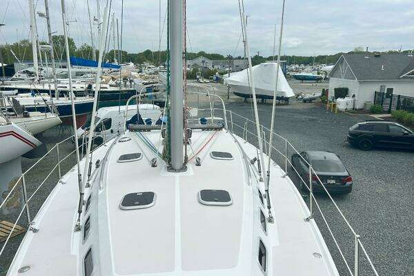 Photo of the 1999 Catalina 380 "AUSarah"