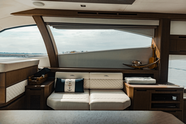 Galeon 550 FLY Yacht For Sale