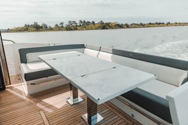 Galeon 550 FLY Yacht For Sale