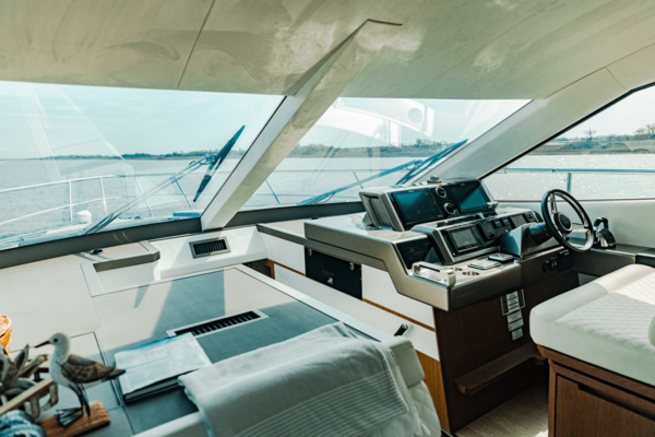 Galeon 550 FLY Yacht For Sale