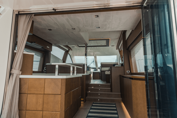 Galeon 550 FLY Yacht For Sale