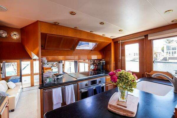 Offshore Yachts Pilothouse Yacht For Sale