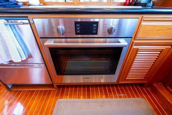 Offshore Yachts Pilothouse Yacht For Sale