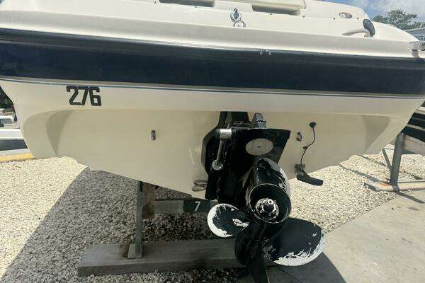 Photo of the 2003 Bayliner 212 Capri Cuddy Cabin