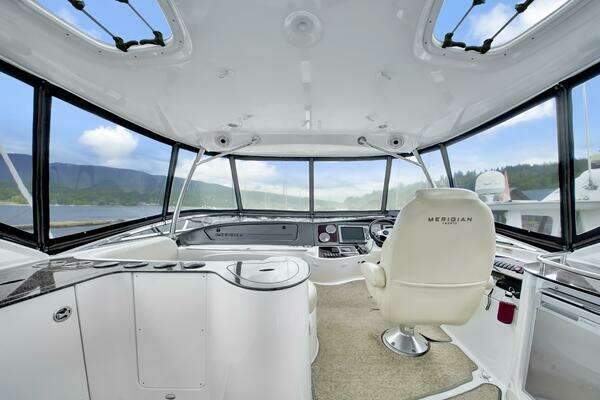 Meridian 441 Sedan Yacht For Sale